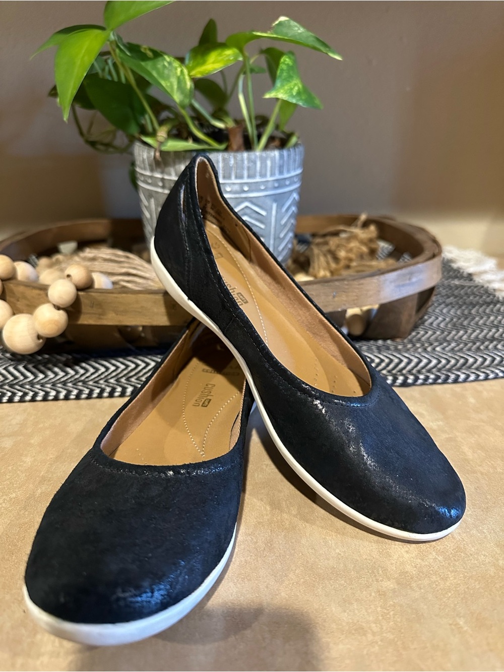 Classic Clarks Black Women’s Slip-On Ballet Flats - Comfortable Everyday Style